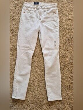 GAP White Skinny Jeans — Slim Women's Fit